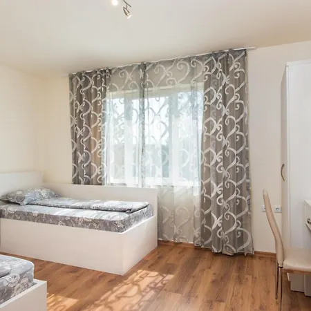 Santa Maria * Ahtopol