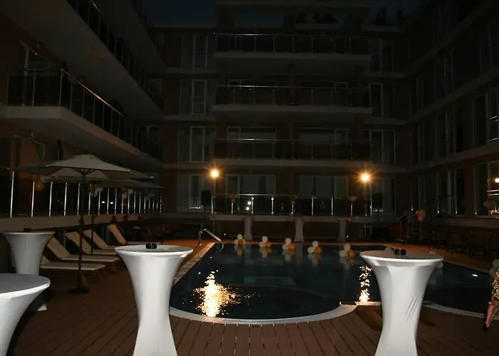 Santa Maria * Ahtopol